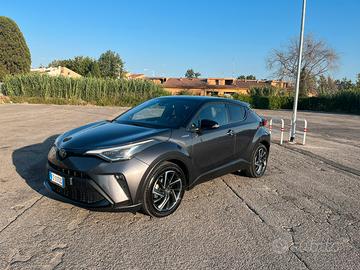 2.0 Hybrid Style Garantita Toyota Jbl
