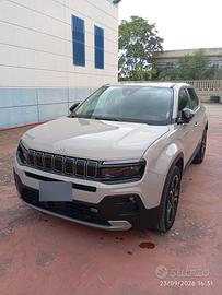 Jeep Avenger summit 