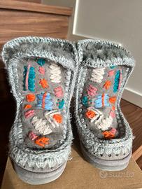 Mou Eskimo grigi ricami 27