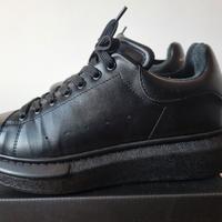 Scarpe sneakers Martin Valen nuove