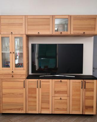 Mobili componibili soggiorno/cucina valore € 3.000