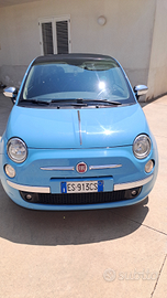 500c decapottabile di colore unico