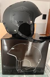 Casco snowbord Out Of