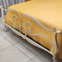 armadio camera da letto e letto matrimoniale 