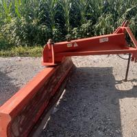 Lama livellatore idraulico per trattore 