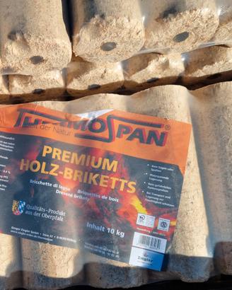 Bricchetti tronchetti pellet