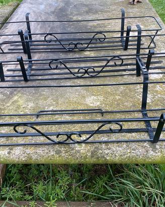 Portavasi in ferro verniciato nero pesante