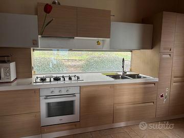 Cucina Cesar completa di elettrodomestici 