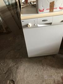 lavastoviglie hot point