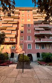 Ampio Trilocale in via Vittorio Alfieri