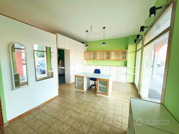 NEGOZIO A PINZANO AL TAGLIAMENTO