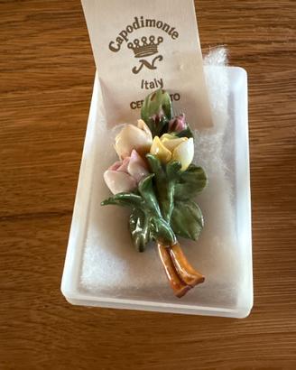 Originale Spilla Capodimonte perfetta
