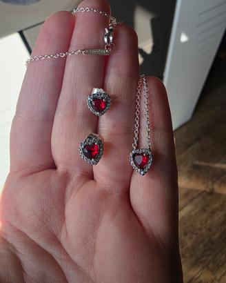 collane piu orecchini forma di cuore