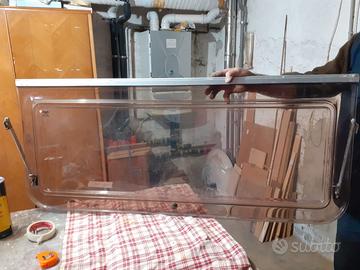 Vetro per roulotte e camper