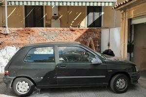 vento renault clio j anno 1993