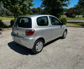 Toyota yaris 2003