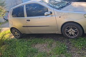 1.3 multiyet punto Fanalona allestimento hgt 