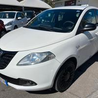 Lancia Ypsilon 1.2 69 CV 5 porte Silver