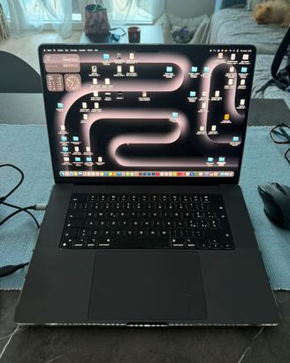Apple Macbook pro m4 max 64gb 1tb personalizzato