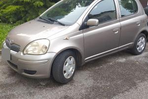 Toyota Yaris del 2003