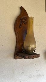 Lampadario da parete vintage in legno artigianale