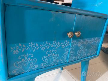 Comodino Shabby azzurro comodino shabby verde
