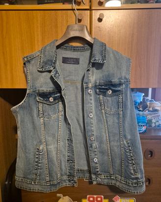 Gilet di jeans 