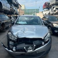 NISSAN QASHQAI 1.5 D - ANNO 2012 - PER RICAMBI