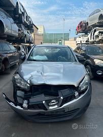 NISSAN QASHQAI 1.5 D - ANNO 2012 - PER RICAMBI