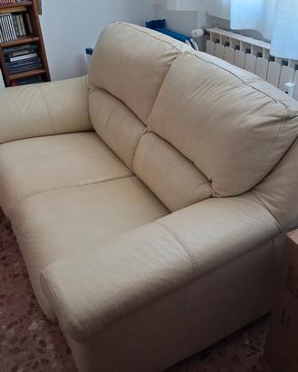 divano 2 posti di pelle vera