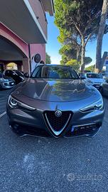 Alfa Romeo Stelvio 2.2 Turbodiesel 210 CV AT8 Q4 E