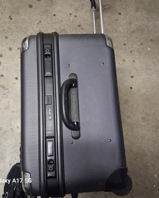 valigia da viaggio rappresentanza