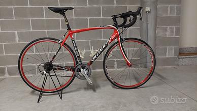 BICICLETTA DA CORSA  IN CARBONIO IN PERFETTO STATO