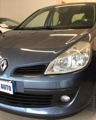 Renault Clio 1.2 16V 5 porte Natural Power