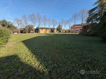 Olmo di borbiago magazzino ad uso deposito