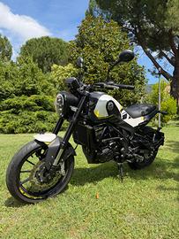 Benelli leoncino 250