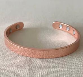 Bracciale in rame con magneti salute benessere 