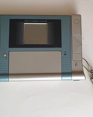 Telefono Vintage con calendario e calcolatrice