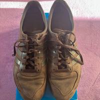 Adidas Originals LA trainer