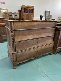 Cassettiera antica