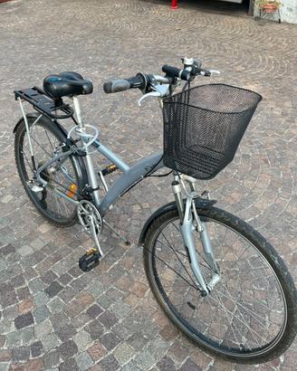 Bici Btwin unisex da  26 pollici
