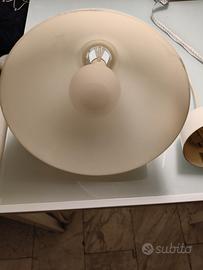 lampadario IKEA con lampadina 