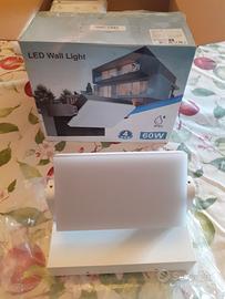 4 fari da esterno led 60W in confezione originale.