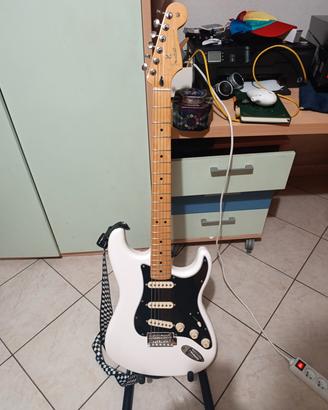 fender player II stratocaster polar white 