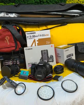 Reflex Canon EOS 77D + 4 obiettivi + accessori