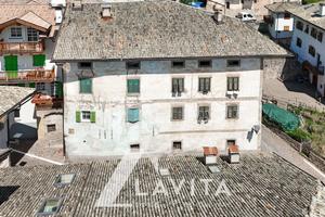 Proprietà rurale con ampie possibilità di svilup