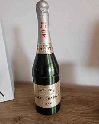 MOET & CHANDON VINTAGE DISPENCER PORTASIGARETTE