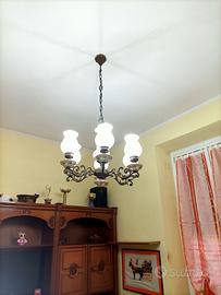 vecchio lampadario in ceramica 