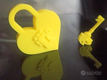 Amuleto Yattodetaman