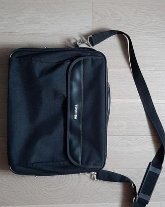 Toshiba borsa per notebook
